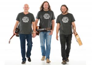 3 Männer nur mit Gitarre - 